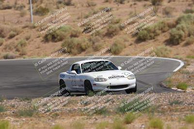 media/Jun-01-2025-CalClub SCCA (Sun) [[eae223c5dd]]/Group 5/Qualifying/